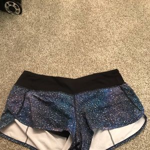 Lululemon spew up shorts